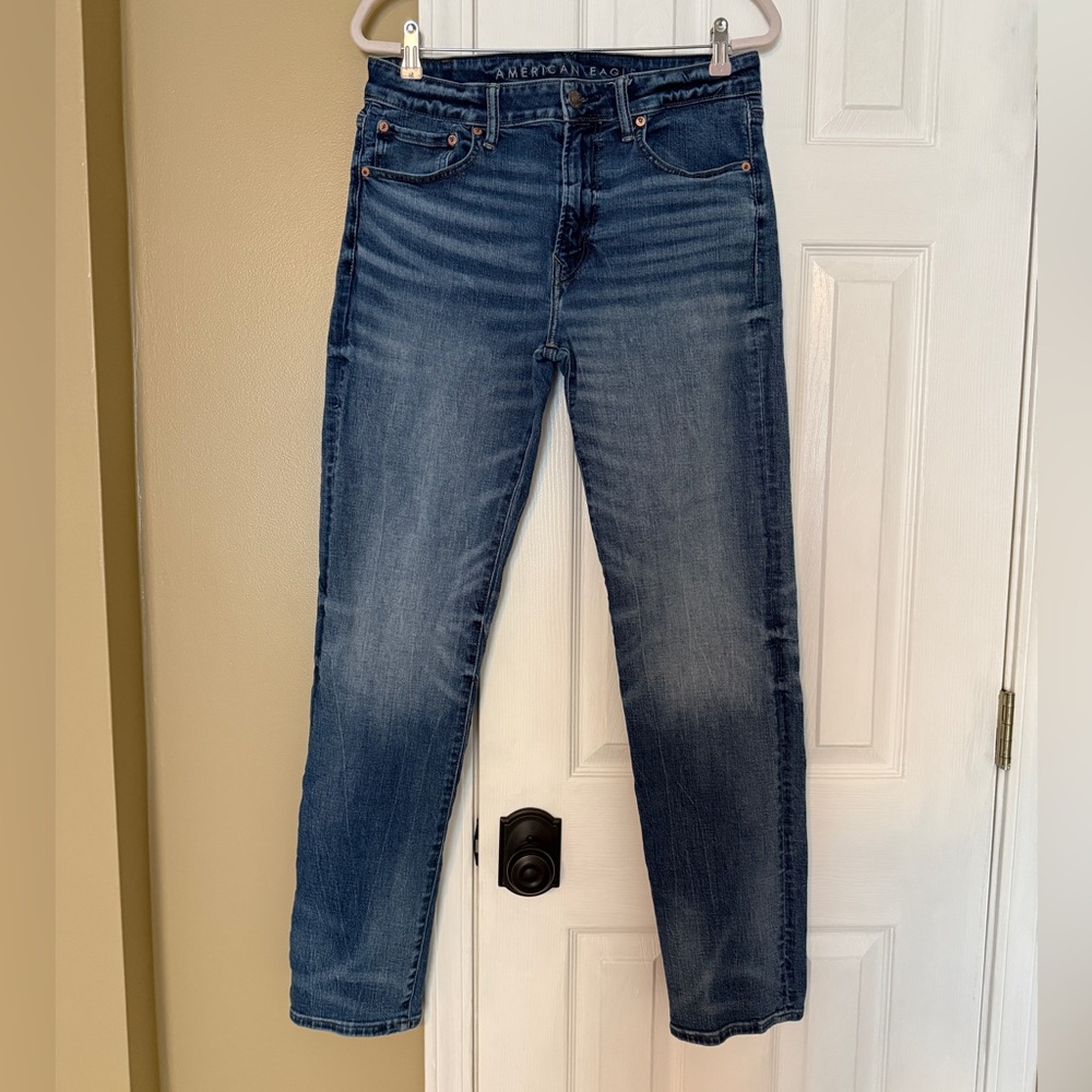American Eagle AirFlex+ Athletic Straight Jeans Medium Wash - Men’s 32x34